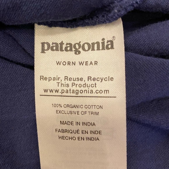 Patagonia Mens Blue Cotton Short Sleeve T-Shirt / Logo on Back/ Size M Slim Fit - Picture 11 of 11